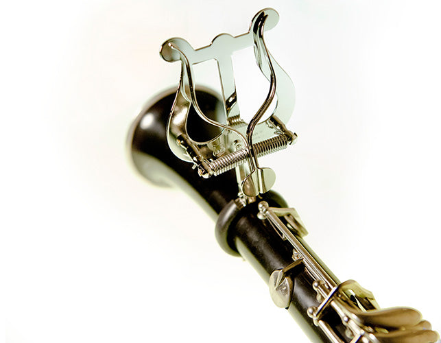 Close-up of the Music Lyre, designed for clarinet players